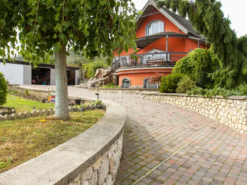 Villa Rosso