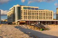 Tryp by Wyndham Lisboa Caparica Mar Hotels near Sanctuary of Christ the King