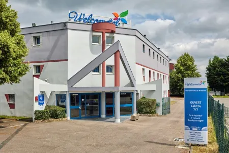 Welcomotel les Mureaux Отели в г. Ольне-Сюр-Модр