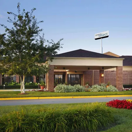 AmericInn by Wyndham Brookfield Отели в г. Брукфилд