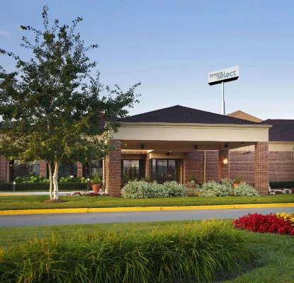 AmericInn by Wyndham Brookfield