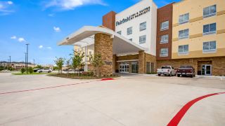 fairfield-inn-and-suites-by-marriott-dallas-plano-frisco