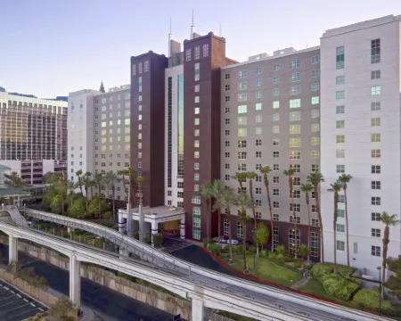 Hilton Grand Vacations Club Flamingo Las Vegas Hotels in Paradise