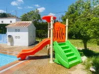 Casa Maruja in Cútar with Jacuzzi and Wifi Fibre 300 Mb 貝納馬戈薩住宿飯店