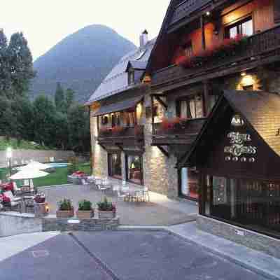 Hotel de Tredós Baqueira, Affiliated by Meliá Hotel Exterior