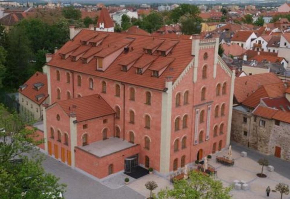 hotel overview picture