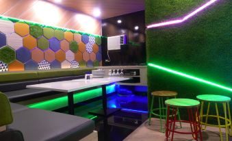 Star Plaza Hotel