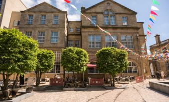 Leopold Hotel - Housity
