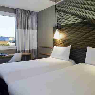 Hôtel ibis Toulon La Seyne Rooms