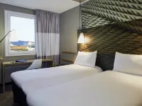 Ibis Toulon La-Seyne Hotels in La Seyne-sur-Mer