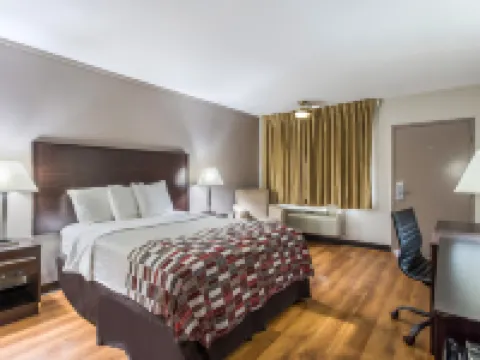 Red Roof Inn Meridian Hotels in Meridian