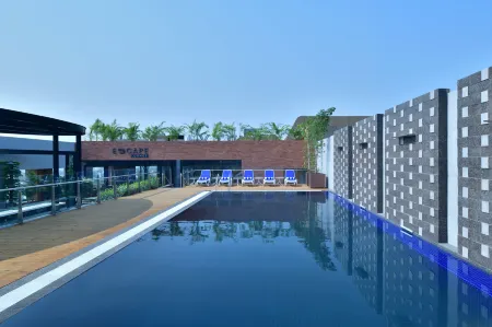 Courtyard Nashik Отели рядом с достопримечательностью «RD CIRCLE»