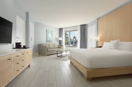 Courtyard Aruba Resort Отели в г. Палм-Бич