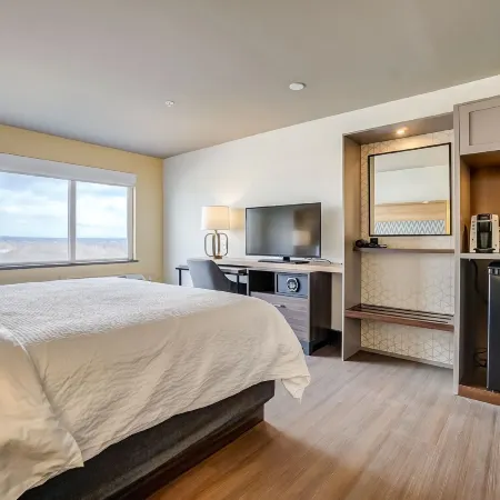 Holiday Inn GATINEAU – OTTAWA by IHG Отели рядом с достопримечательностью «Оттава - центр города»