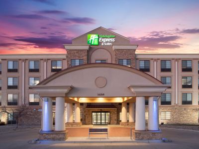 Holiday Inn Express & Suites FT. COLLINS by IHG