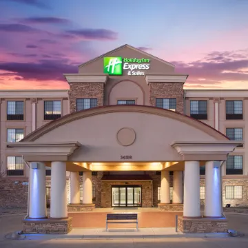 Holiday Inn Express & Suites FT. COLLINS by IHG