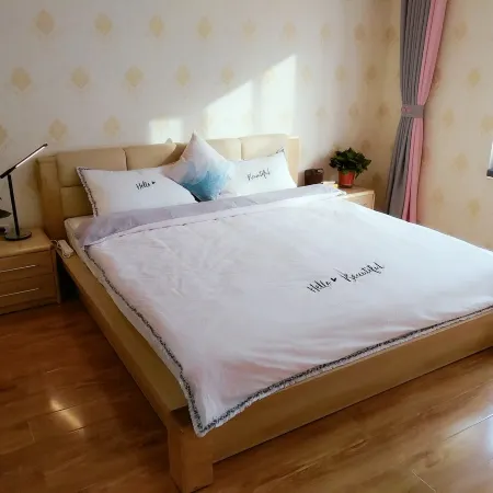 Xinghui Yijia Family Homestay (Navy North Street)