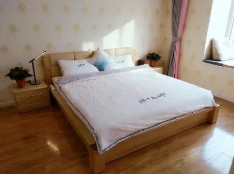 Xinghui Yijia Family Homestay (Navy North Street)