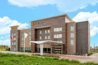 La Quinta by Wyndham Altoona des Moines فنادق في Altoona