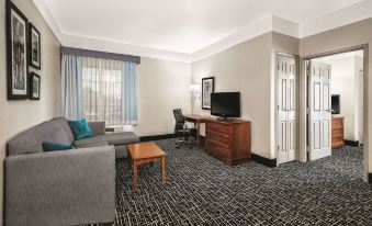 La Quinta Inn & Suites by Wyndham Houston Rosenberg