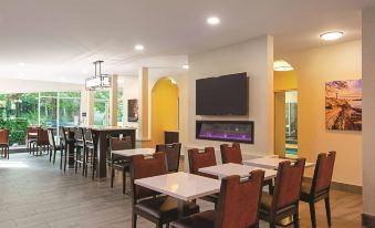 La Quinta Inn by Wyndham Vancouver Airport