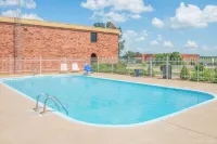Days Inn by Wyndham Calvert City/Paducah East Hotels in Marshall County