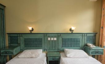Celay Hotel