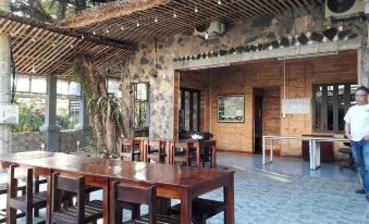 Ha Giang Creekside Homestay and Tours