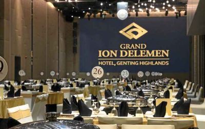 レストラン グランド イオン デリーマン ホテルの写真