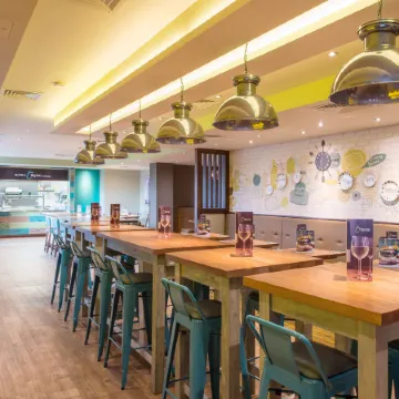 Premier Inn Birkenhead Town Centre Отели рядом с достопримечательностью «Памятник The Beatles»