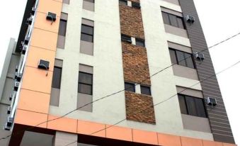 Skypark Pensionne - Housity