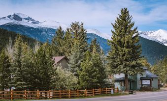 River Ridge Cottages