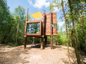 Treeloft Adventure in Nature for 4 People 14