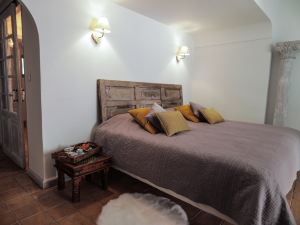 Double Room Ouarzazate 10 Minutes from St Remy de P - Breakfast Included