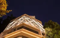 V Grand Hotel, A Member Of Radisson Individuals Hotels in 