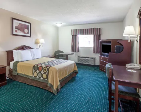 Super 8 by Wyndham Clinton Hoteles en Condado de Custer