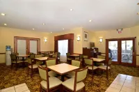 Country Inn & Suites by Radisson, Stevens Point, WI - breakfast