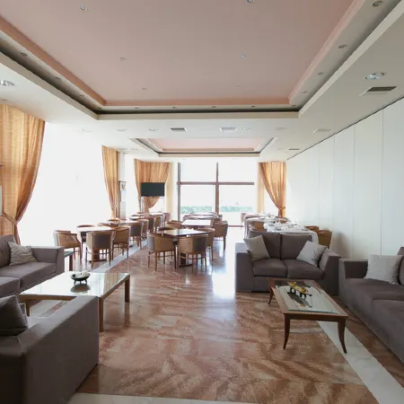 Tzaki Hotel & Restaurant Patras