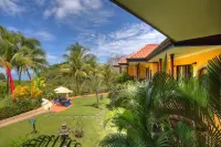Hotel Cuna del Angel Hotels in Dominical