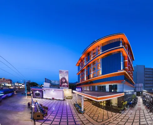 Hotel Benzz Park - Vellore Hotels in Vellore