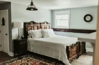 The Bond 1835 Hotels in Skaneateles
