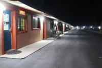 藍鋯石汽車旅館
