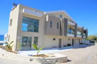 Hellas Beach Hotel - 3-Star