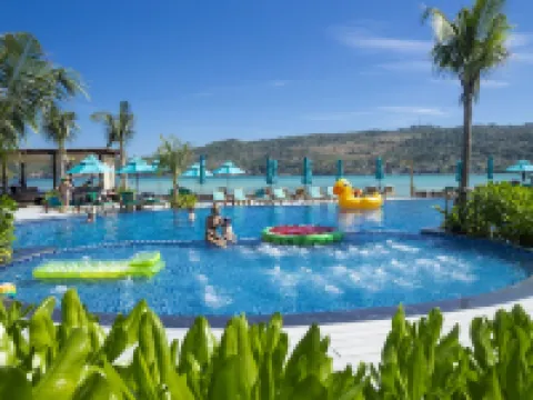 Phi Phi CoCo Beach Resort Hoteles en Isla Phi Phi