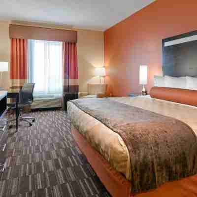 Best Western Plus Desert Poppy Inn Rooms