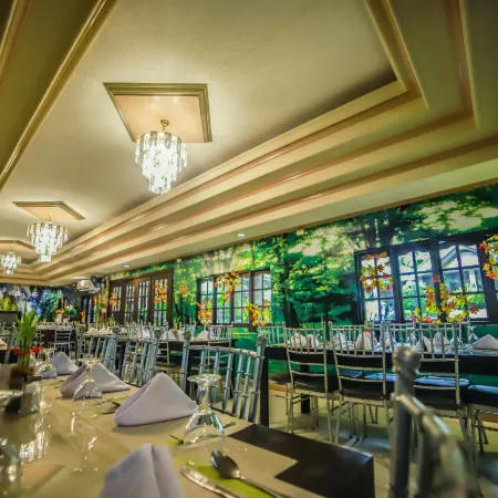 Villa Esmeralda Bryan's Resort Hotel and Restaurant