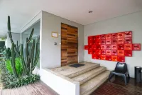 9Am Hotels in Curug