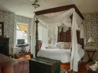 Cave Hill Farm Bed & Breakfast Hotels in McGaheysville