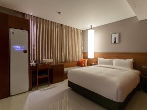 Top Cloud Hotel Iksan Branch