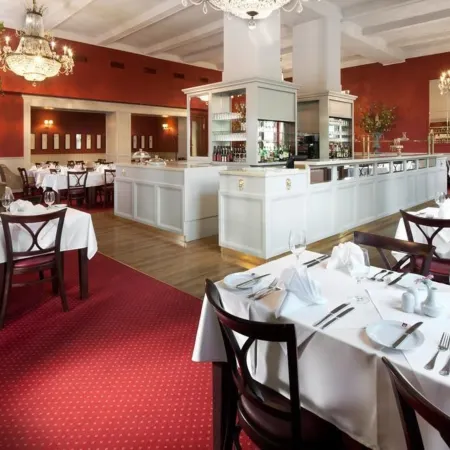 Clarion Grandhotel Zlaty Lev โรงแรมในลีเบเรซ